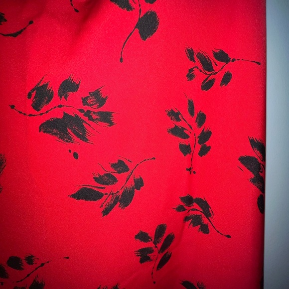 Josie Natori Mantilla Brocade Red Combo Chemise V-neck - Picture 5 of 7